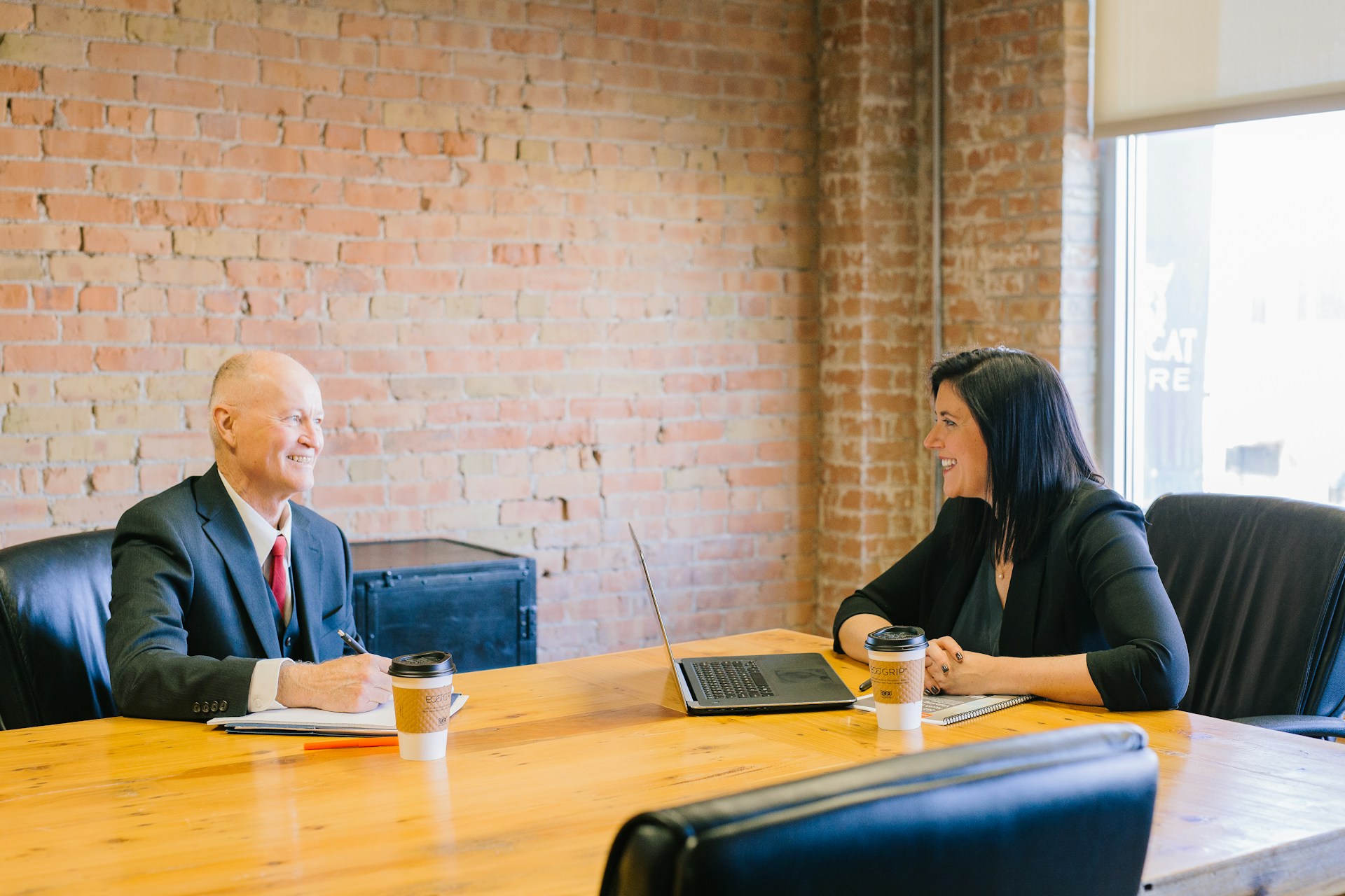 how to become an executive advisor